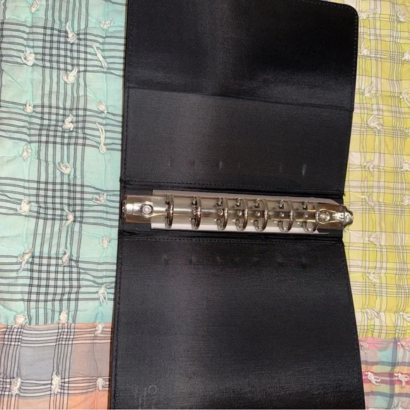 Franklin Covey Starter Binder - Picture 4 of 9